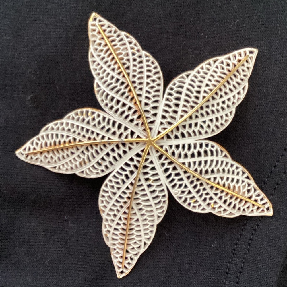 Elegant Gold and Silver Filigree Leaf Brooch